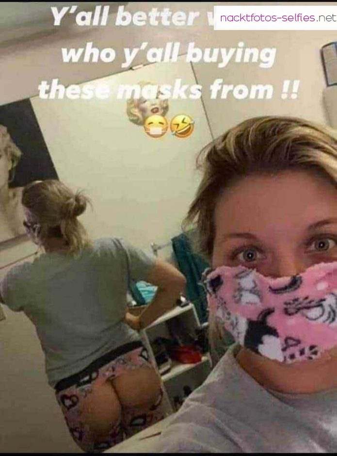 Naked Girls With Surgical Masks 452